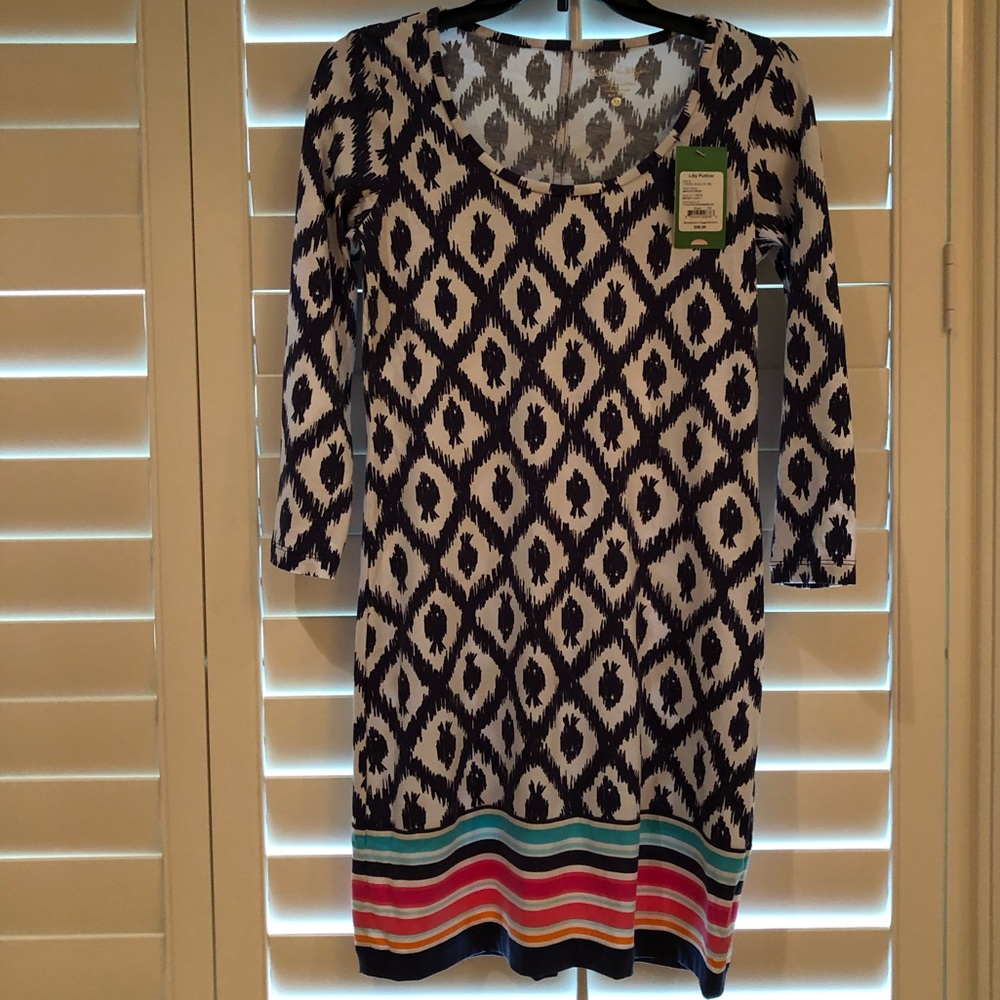 Lilly Pulitzer woman’s dress in XS.